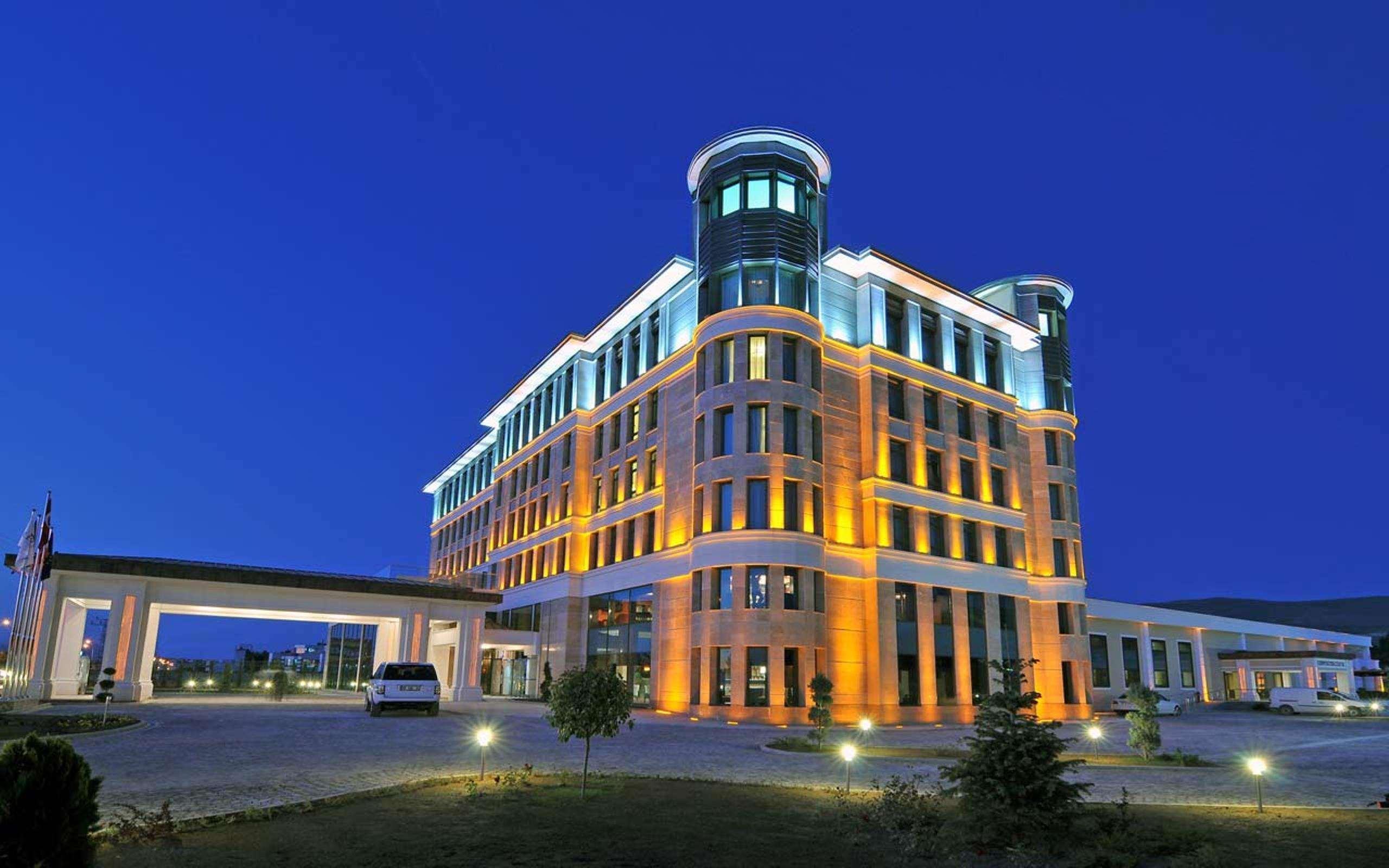 Doubletree By Hilton Van Ngoại thất bức ảnh