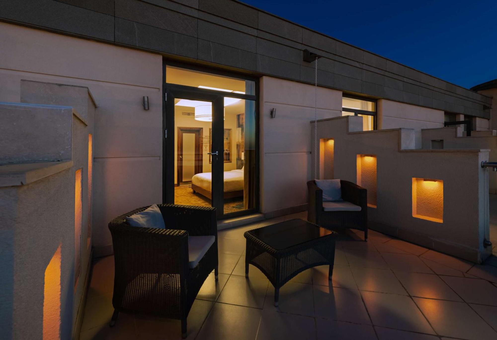 Doubletree By Hilton Van Ngoại thất bức ảnh